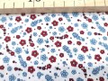 Katoen met een kleine bloemprint. By Poppy Europe.  100% katoen  1.40 mtr. breed